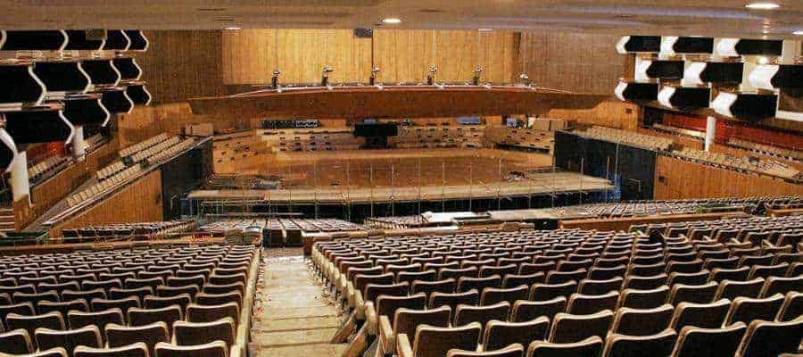 Royal Festival Hall, London - inside of hall viewing stage