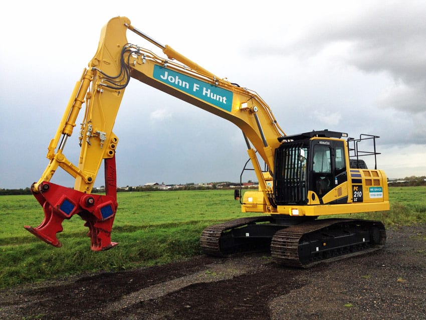 komatsu excavators